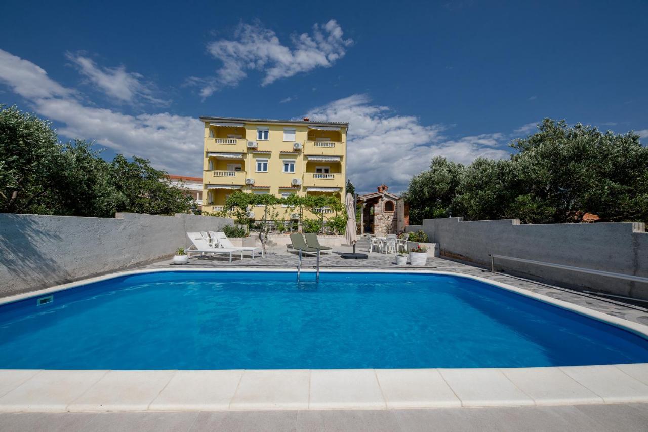 Casa Surya - Apartments With Sea View And Swimming Pool Barbat na Rabu Dış mekan fotoğraf