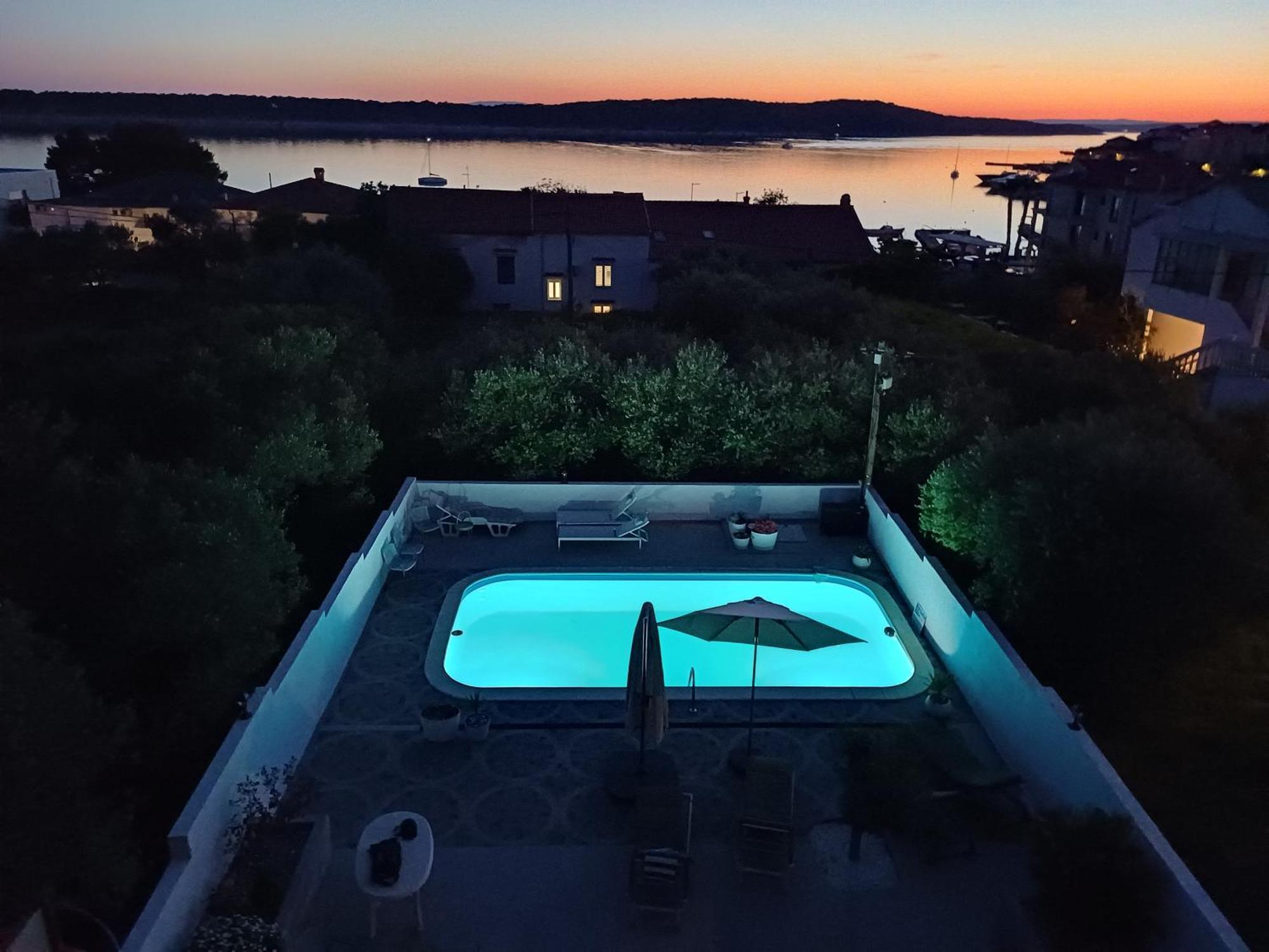 Casa Surya - Apartments With Sea View And Swimming Pool Barbat na Rabu Dış mekan fotoğraf